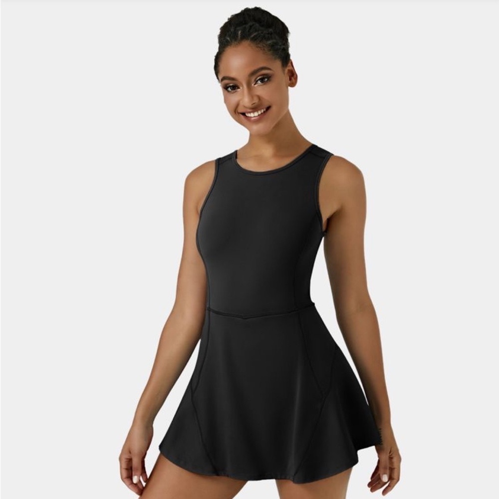Halara - Everyday Backless Golf Dress